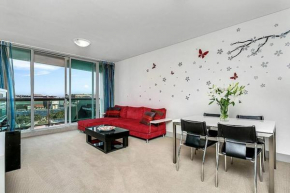 SX339 - CBD Chinese Gardens Views, Modern 2BR Apt, Sydney